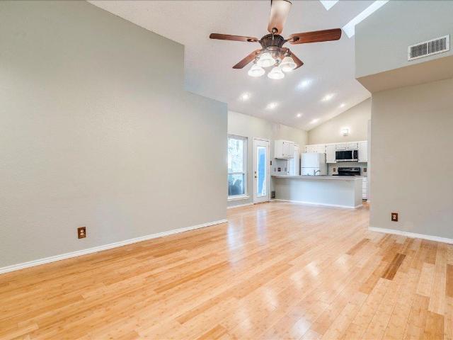 3809 Spicewood Springs Rd # 127