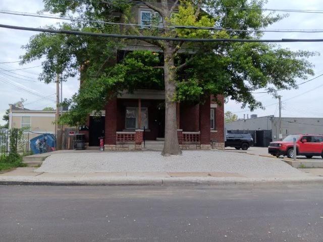 3809 Washington Street
