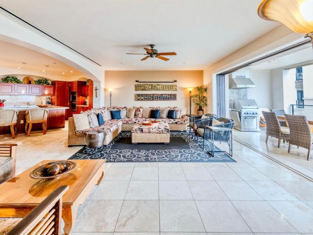 3800 Wailea Alanui Blvd #PH 209, Kihei, US, HI