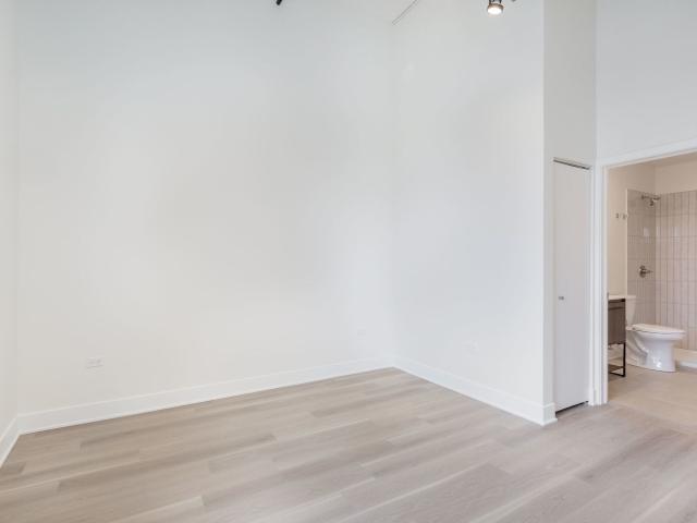 3801 W 26th Street 303, Chicago, US, IL