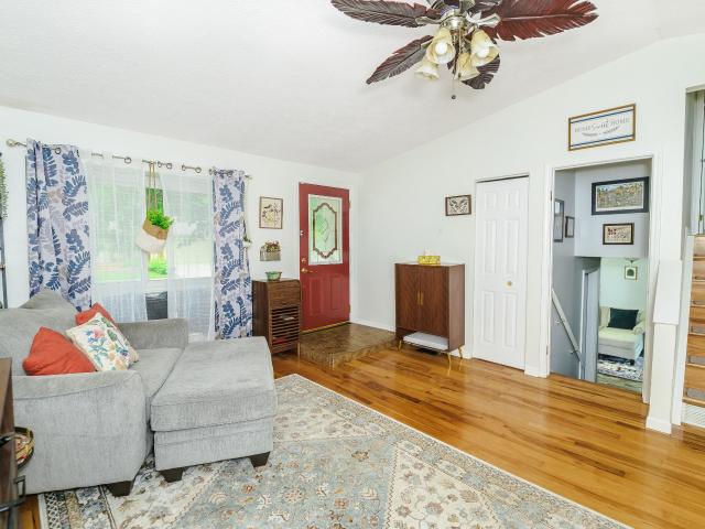 3801 W Woodmere Court