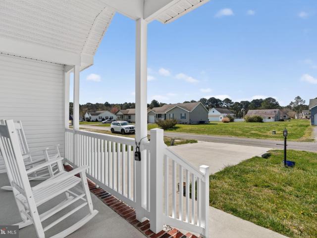 38027 Davey Jones Blvd, Greenbackville, VA 23356 | MLS #VAAC2002