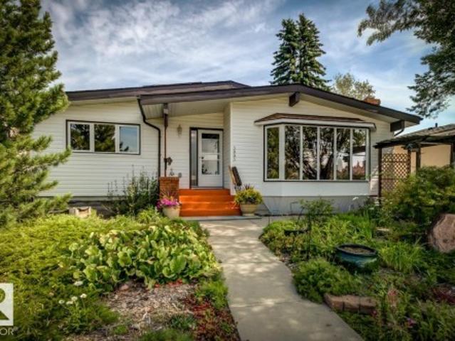3803 Street Nw, Edmonton, AB, T6J 1B5 house for sale | Listing ID E4504 | Royal LePage