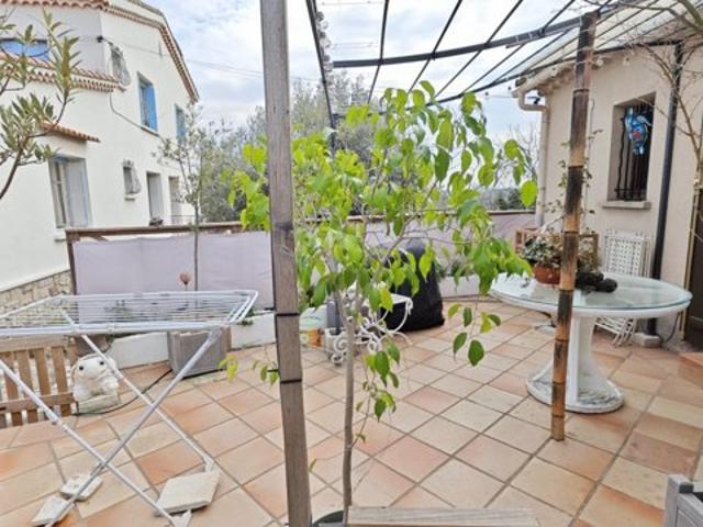 380 000 € HAI TRANS EN PROVENCE Maison 3 pièces, 6