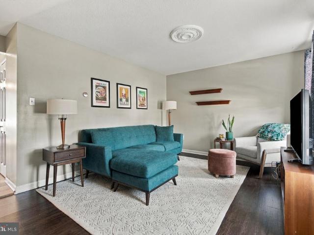 380 Charles Circle