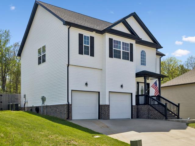 380 Barry Dr