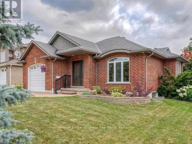 380 Brunswick Street E, Minto, ON, N0G 2P0 house for sale | Listing ID X13624 | Royal LePage