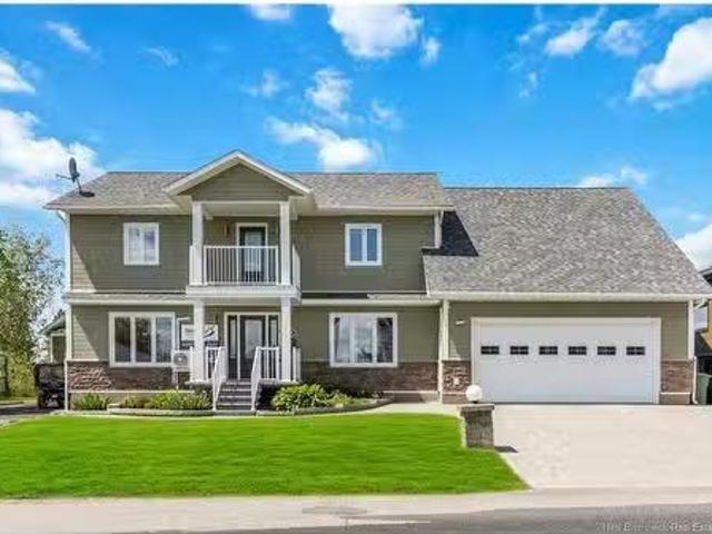 380 Front St, Grand Falls, NB, E3Z 2S6 house for sale Listi.