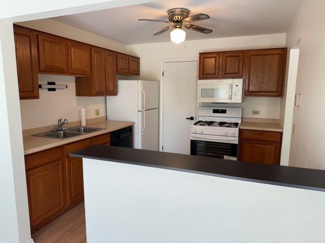 380 heather court # b2