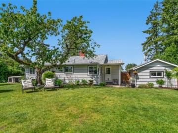380 Hirst Ave West, Parksville, BC, V9P 1K4 house for sale | Listing ID 1025 | Royal LePage