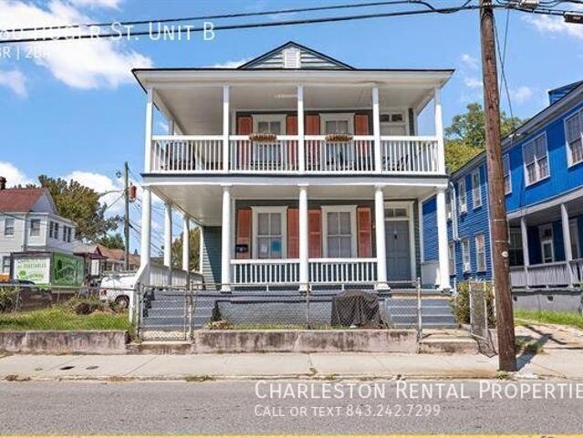 380 Huger St. Unit B, 4 beds, 2 full baths