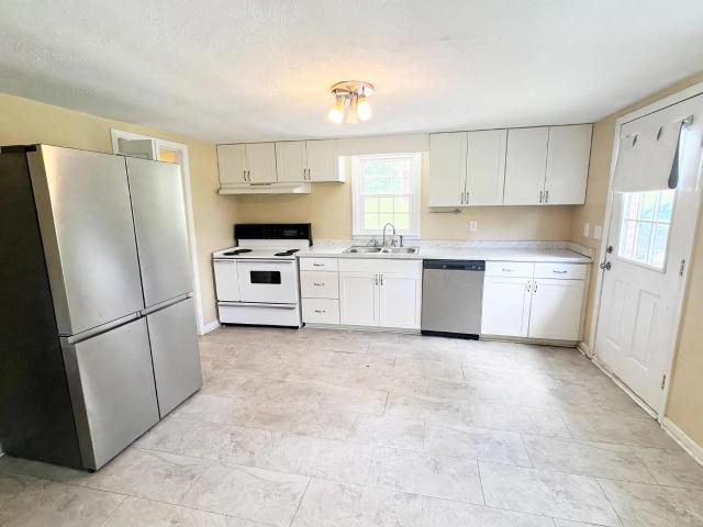 380 J C Kelly Road