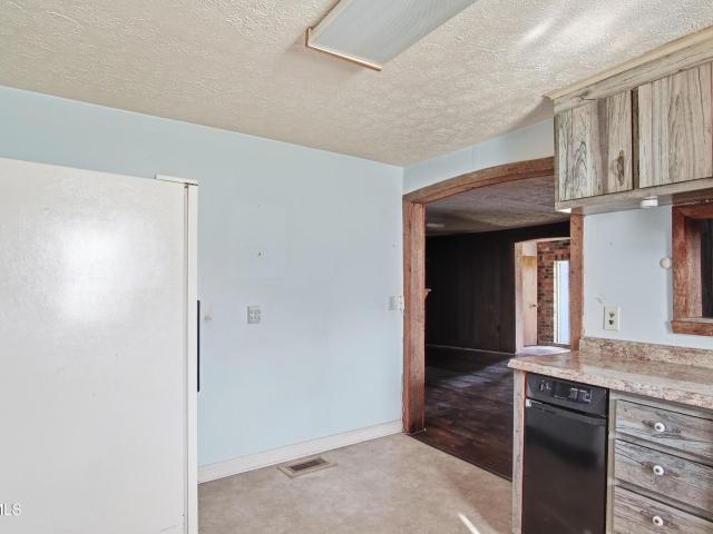 380 Oak Grove Road