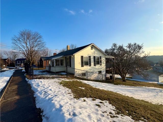 380 Monroe Ave