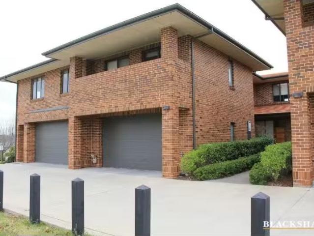3/80 Newdegate Street, Deakin Townhouse for rent Listed by Ta.