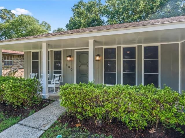 380 Ridgewood Drive