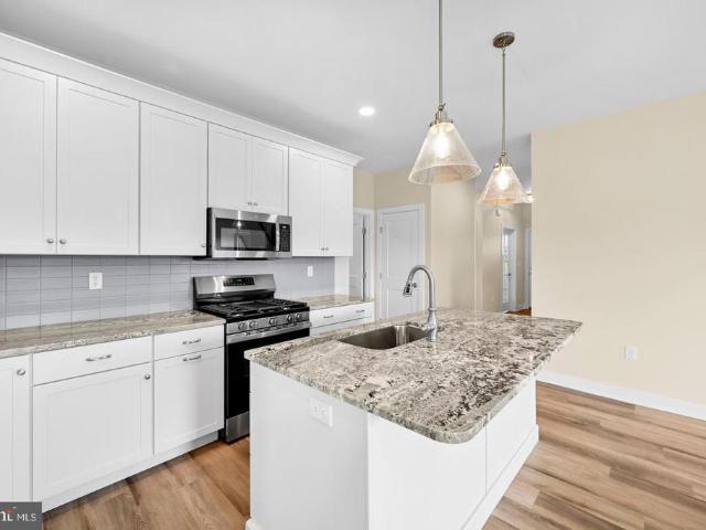 380 Ridgefield Drive