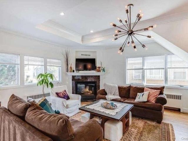 380 W Penn St, Long Beach, NY 11561 | MLS #979090