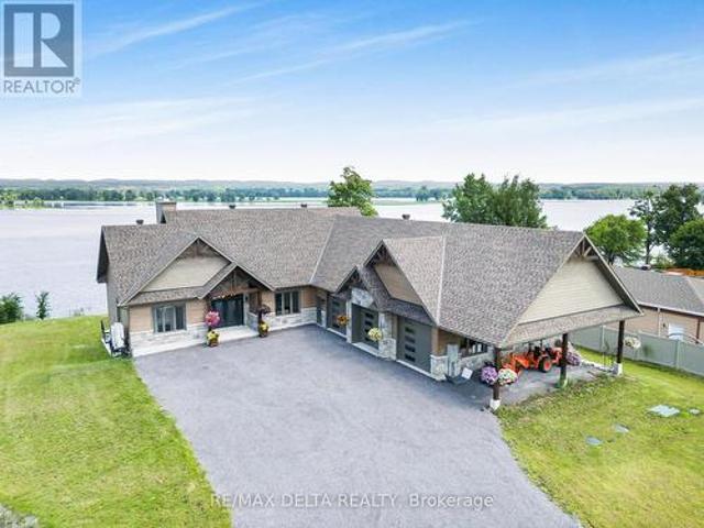3815 Old Highway 17 Road, Clarence Rockland, ON, K4K 1W2 house for sale | Listing ID X12870 | Royal LePage