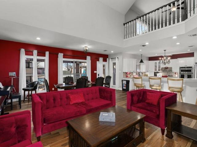 3815 Holly Ridge Drive