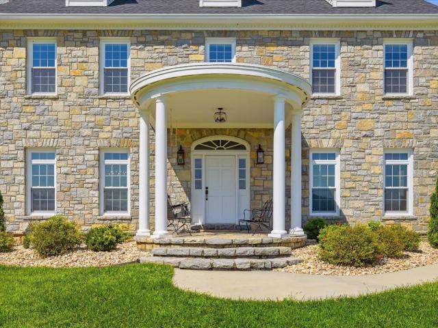 3817 treasure hill ln