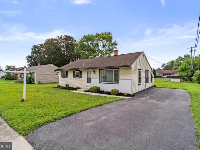 3818 Oakleigh Drive
