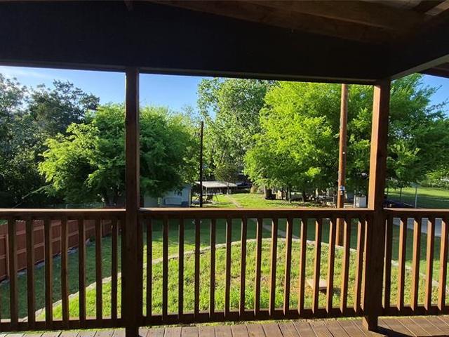 3819 Horseshoe Trail