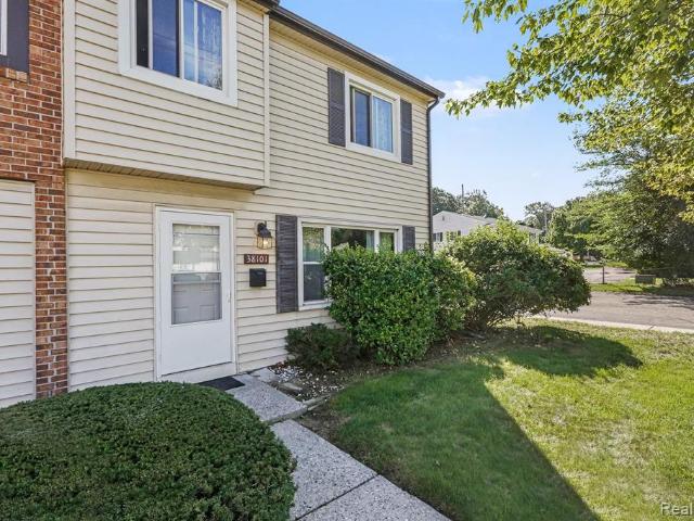 38101 Carolon Boulevard