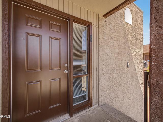 3810 N MARYVALE Parkway # 2016