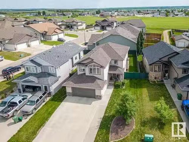 3810 45 Avenue, Bonnyville Town, AB, T9N 0A8 house for sale.