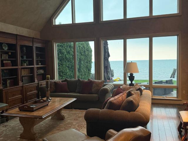 38128 Lakeshore Drive