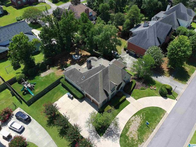 3813 Carisbrooke Circle