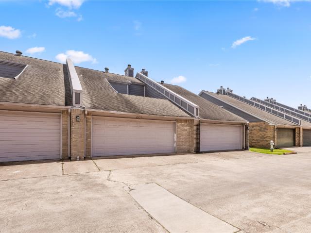 3813 Landmark Drive