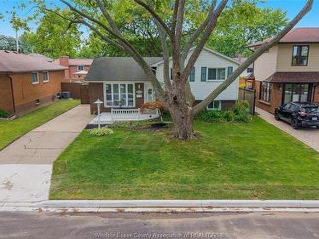 381 Carling, Windsor, ON, N8S 3X7 house for sale | Listing ID 26020 | Royal LePage