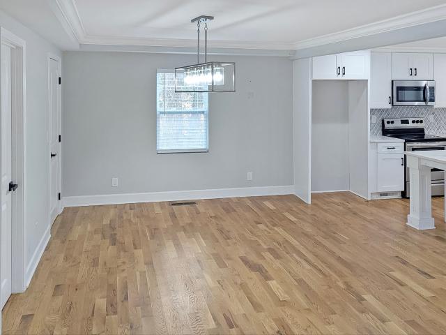 381 Brookwood Drive W