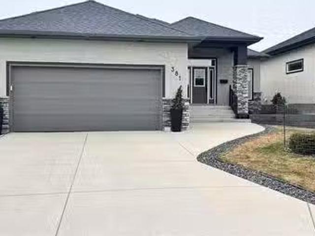 381 Glenbush St, Winnipeg, MB, R2Y 0N1 Luxury House for sale.