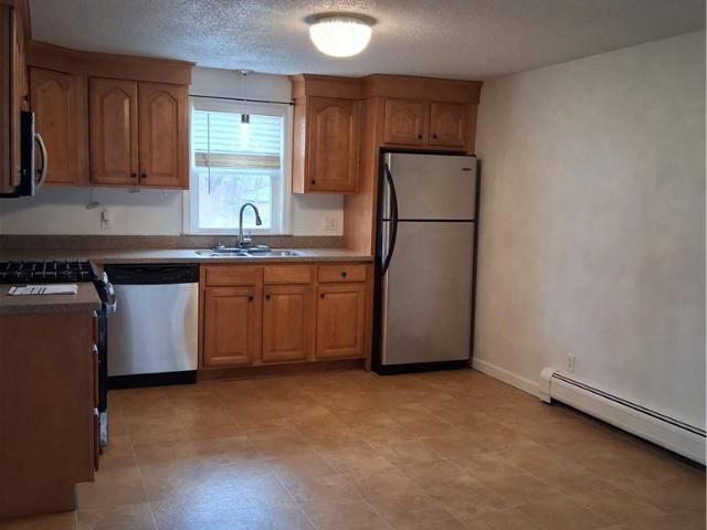 381 Old River Road 3
