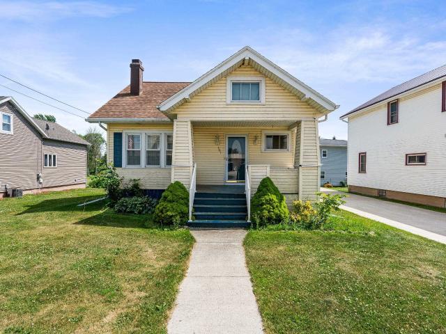 381 MAIN Street
