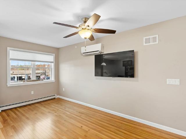 381 Summer St, Fitchburg, MA 01420 | MLS #73543