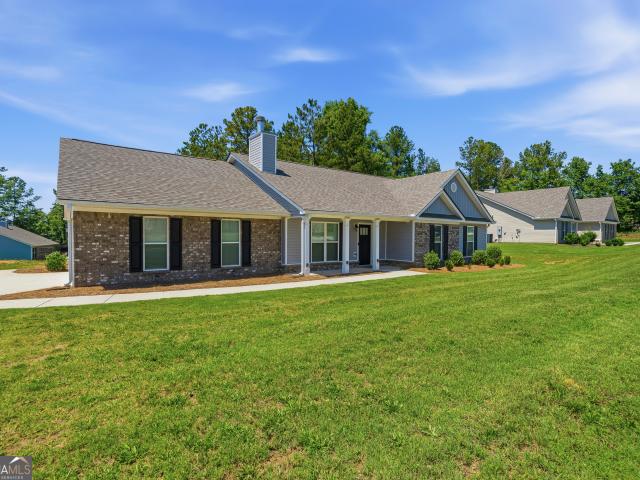381 Riley Circle NW