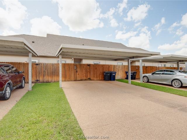 3824 Black Hawk Ln, College Station, TX 77845 | MLS #26004