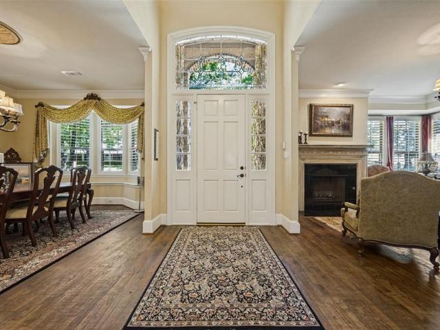 3824 La Mancha Lane