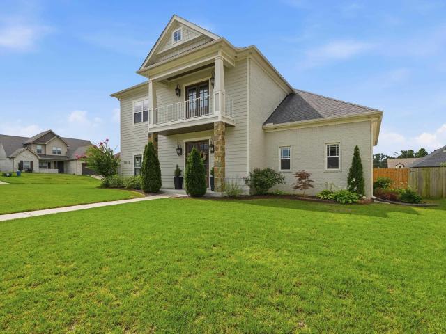 3825 Carolina Drive