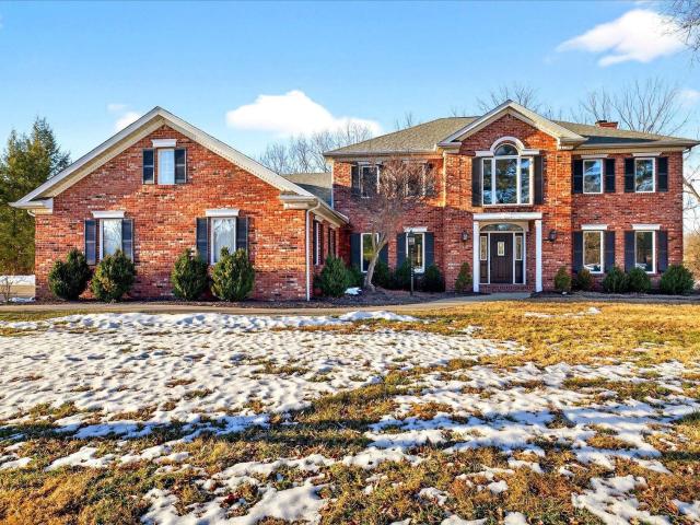 3825 E Devonshire Ct, Bloomington, IN