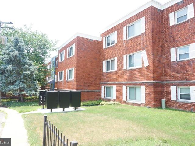 3825 Hamilton Street # C 302