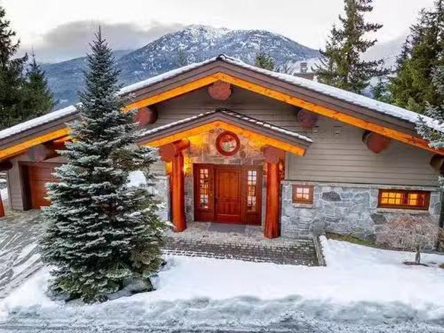 3826 Sunridge Drive, Whistler, BC, V8E 0W1 house for sale L.