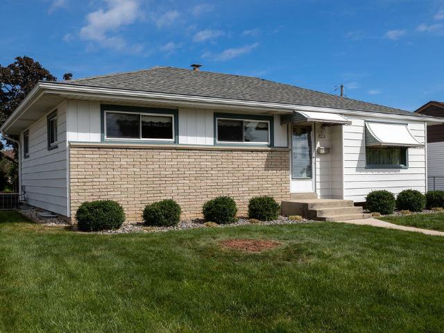 3828 E Van Eimeren Ave