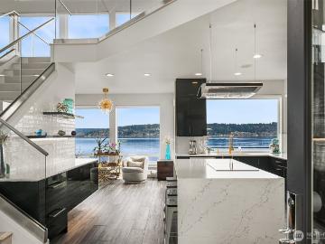 3828 W Lake Sammamish Parkway SE