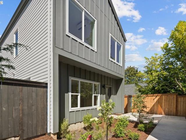 3821 SW Pomona St, Portland, OR 97219