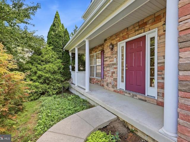 382 Betts Way